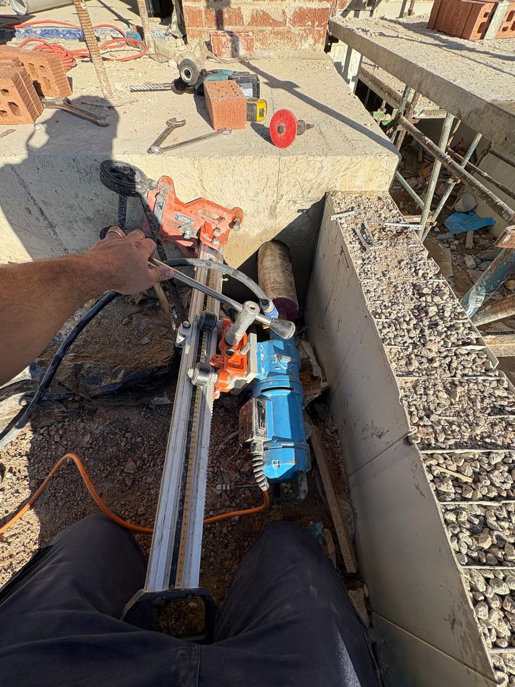 Core drilling by AE Cutting